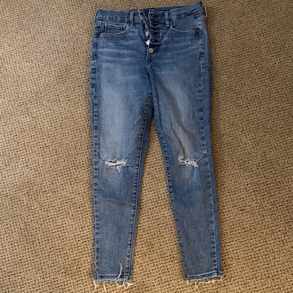 GAP Women's Medium Blue Distressed Skinny Jeans